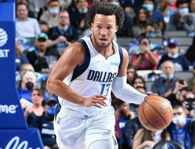 球迷们也因 球迷们也因