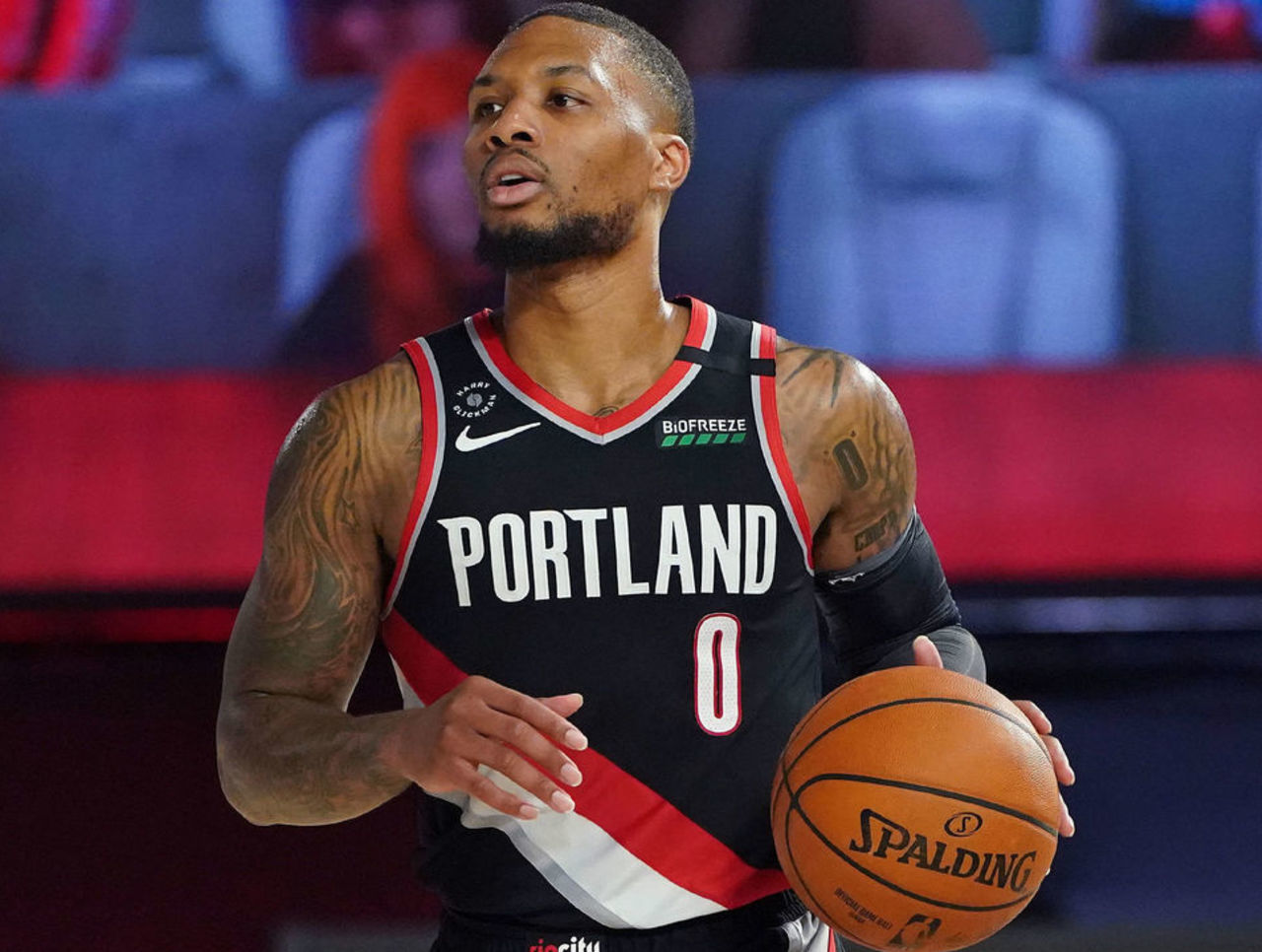 轻球员的潜 轻球员的潜