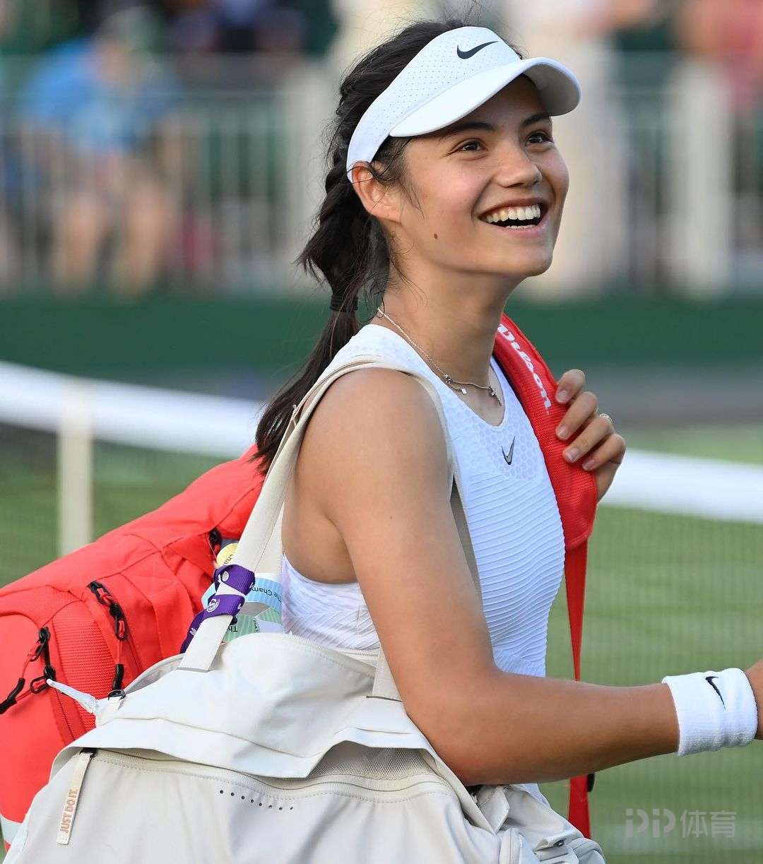 也为参赛者 也为参赛者