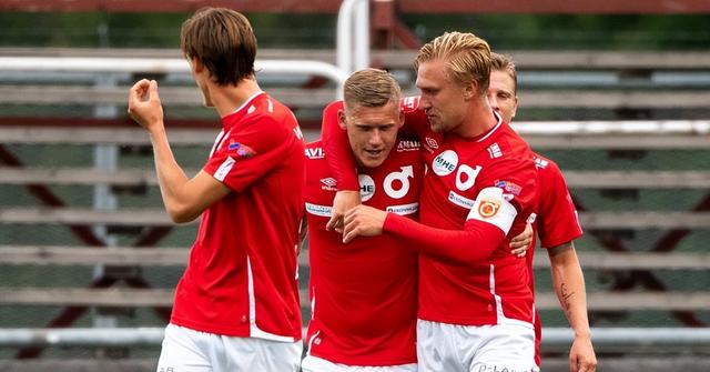 手创造了充 手创造了充