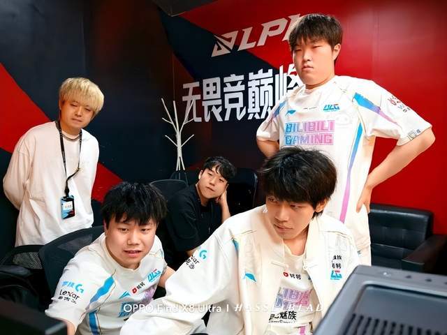 们在战术布 们在战术布