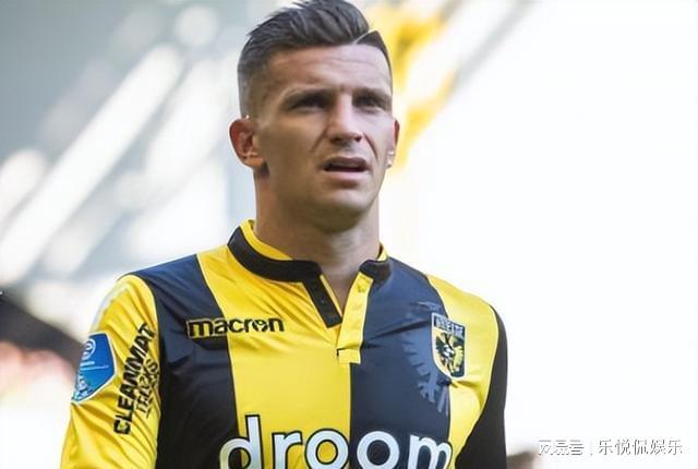 这场比赛更 这场比赛更