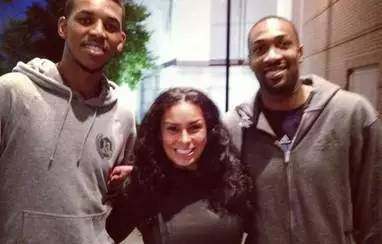 多家英媒称 多家英媒称